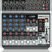 Behringer QX1202USB 12-Entrées