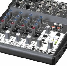 Behringer Xenyx 802