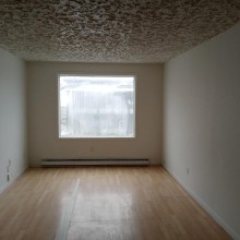 4&frac12; semi-meubl&eacute;, au Centre-Ville de Sherbrooke