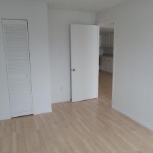 4&frac12; semi-meubl&eacute;, au Centre-Ville de Sherbrooke